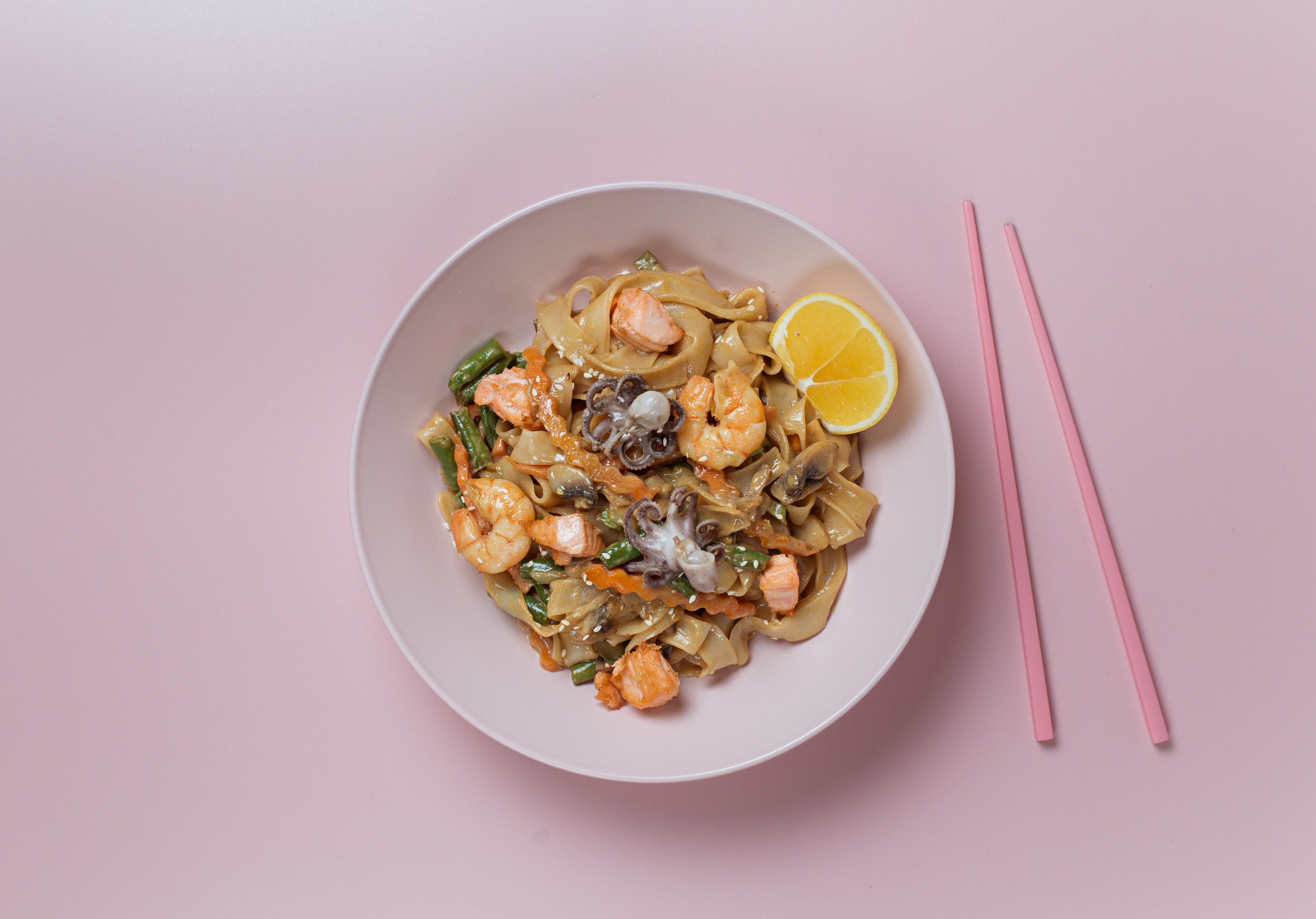 WOK с морепродуктами